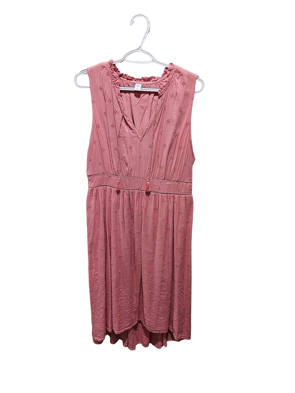 Old Navy Rose Pink Sleeveless Embroidered V-Neck Midi Dress